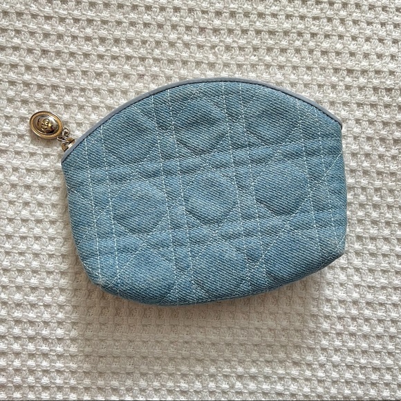 🛍SOLD🛍 Christian Dior Cosmetic Bag - Picture 7 of 9